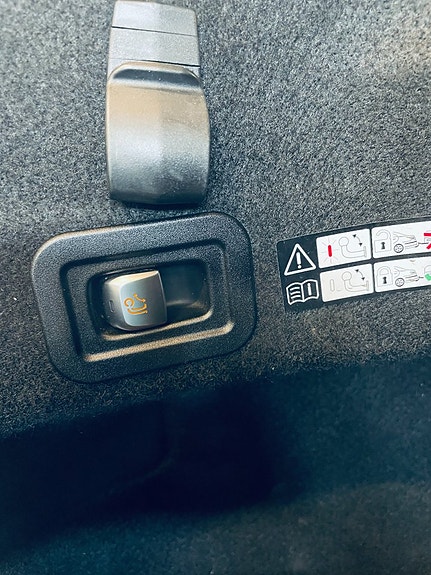 Mercedes-Benz C250 d 23 of 23