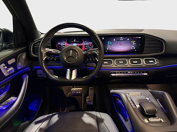 Mercedes-Benz GLS450 d 10 of 15