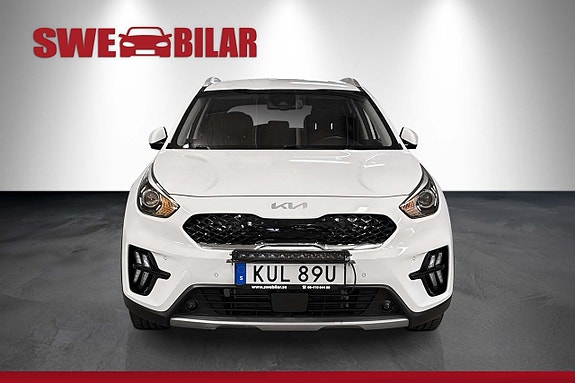 Kia Niro 2 of 21