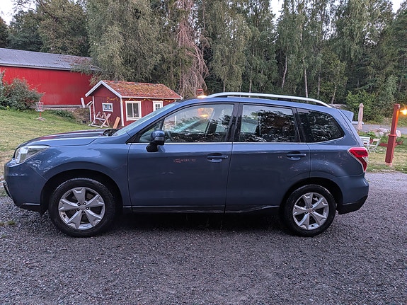 Subaru Forester 2 of 7
