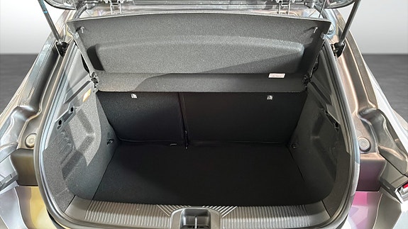 Renault Clio 10 of 12