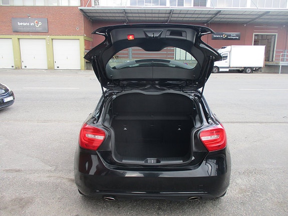 Mercedes-Benz A180 7 of 12