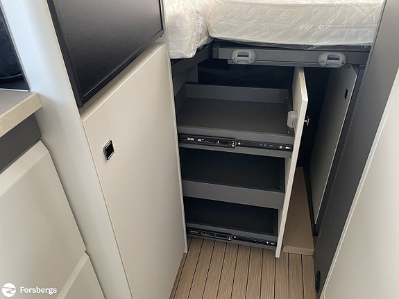 Hobby PRESTIGE VAN 640 ET - First Edition - LAGERRENSNING! 19 of 21
