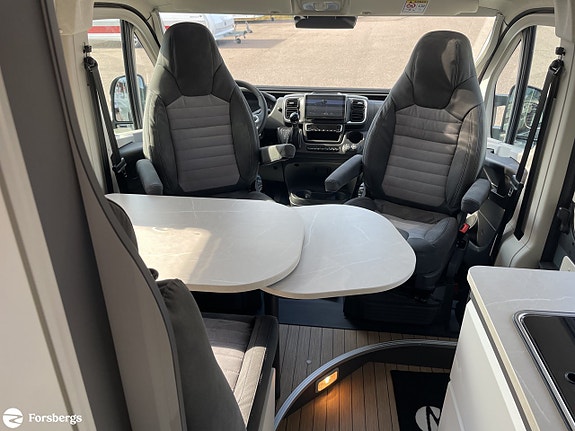 Hobby PRESTIGE VAN 640 ET - First Edition - LAGERRENSNING! 13 of 21