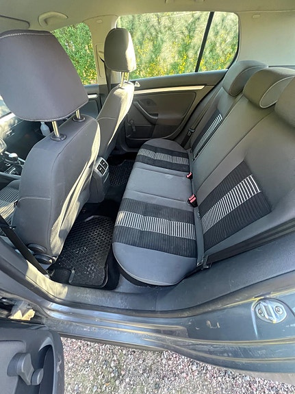 Volkswagen Golf V 5 of 5