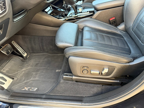 BMW X3 7 of 16