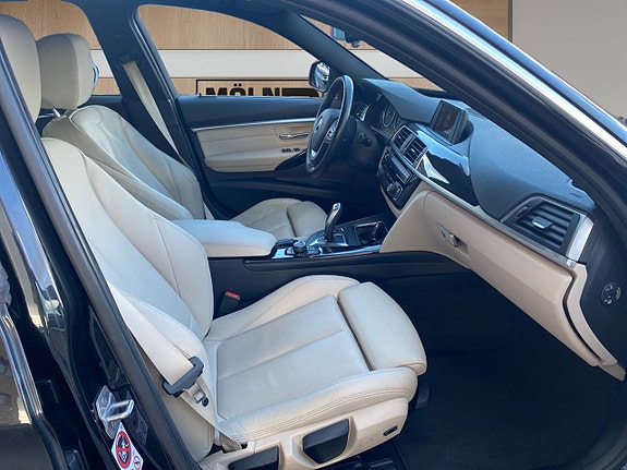 BMW 320d 15 of 15