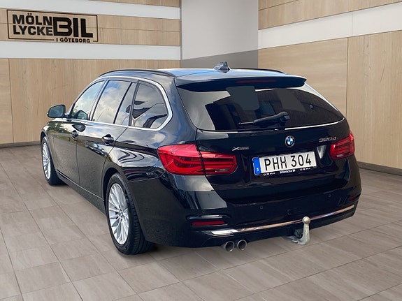 BMW 320d 3 of 15