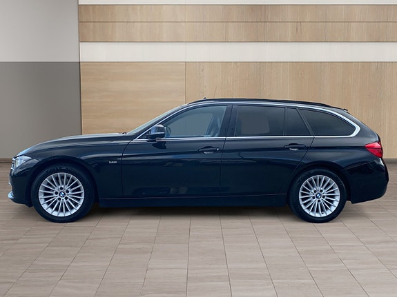 BMW 320d 2 of 15