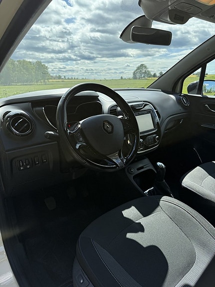 Renault Captur 7 of 16
