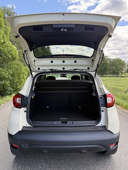 Renault Captur 15 of 16