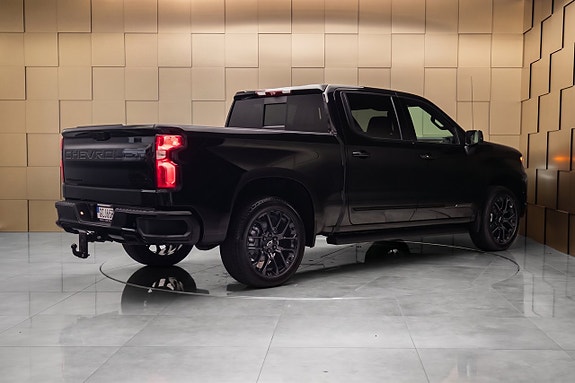 Chevrolet Silverado 1500 3 of 29