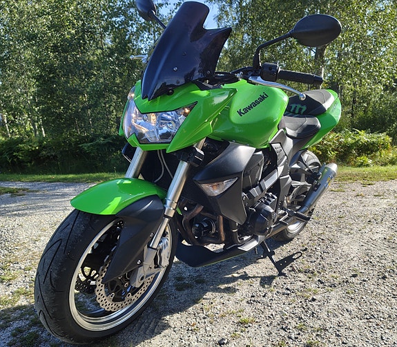 Kawasaki Z1000 3 of 7