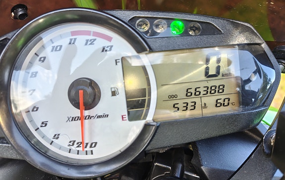 Kawasaki Z1000 5 of 7