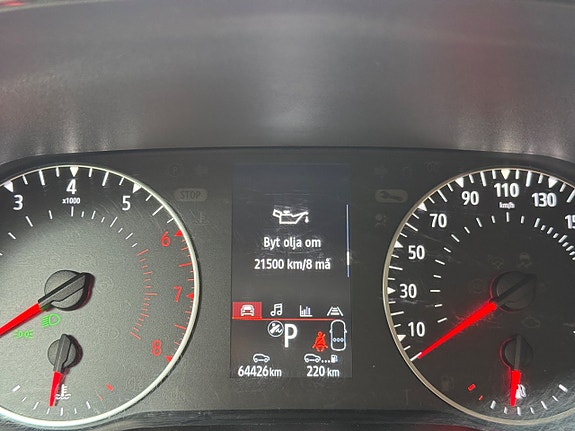 Renault Clio 17 of 26