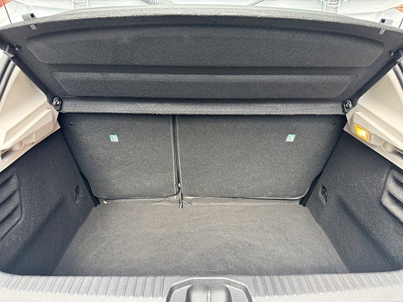 Renault Clio 14 of 26