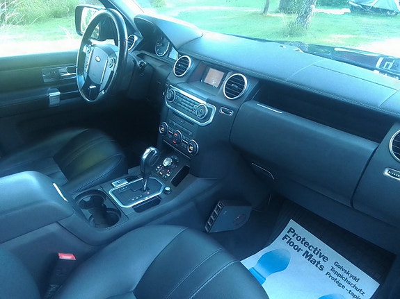 Land Rover Discovery 3 of 6