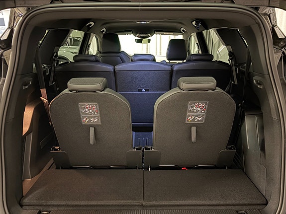 Peugeot 5008 5 of 18
