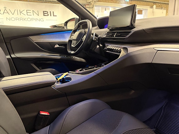 Peugeot 5008 11 of 18