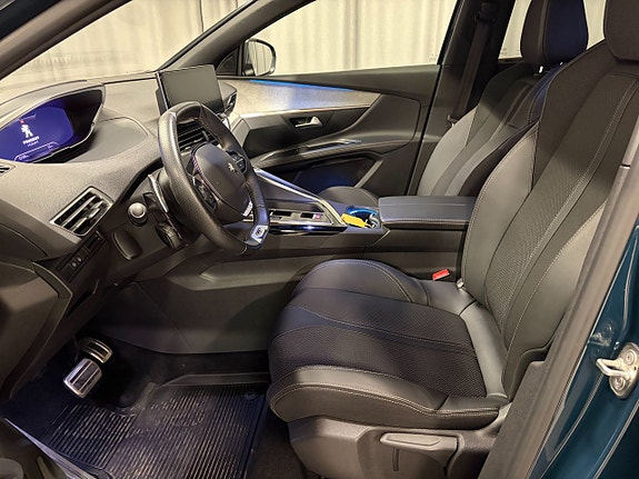 Peugeot 5008 9 of 18