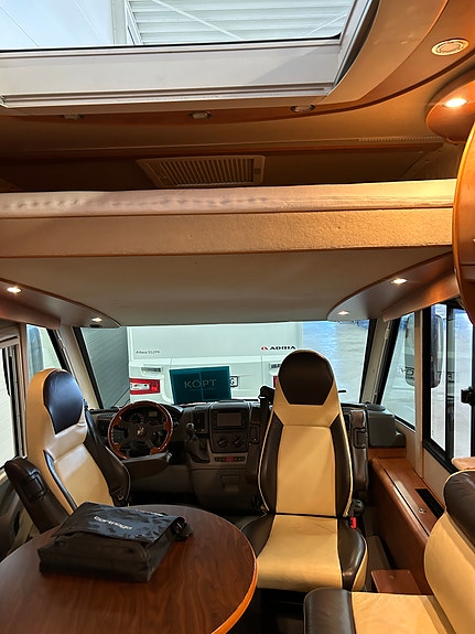 Carthago E-line 8 of 10