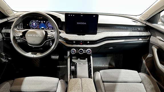 Skoda Superb 10 of 22