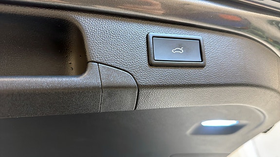 Skoda Superb 14 of 22