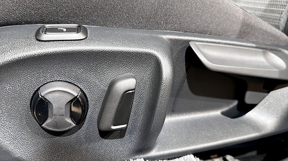 Skoda Superb 17 of 22