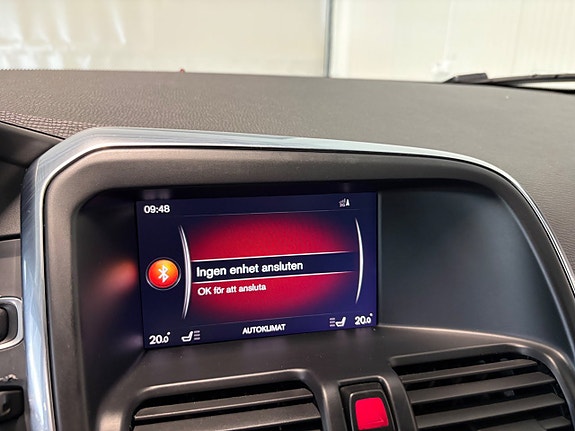Volvo XC60 16 of 22