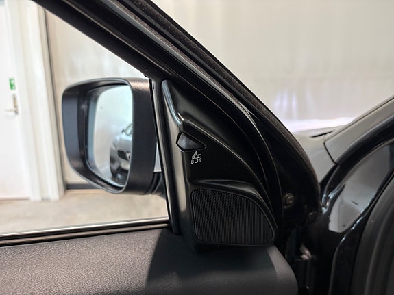 Volvo XC60 9 of 22