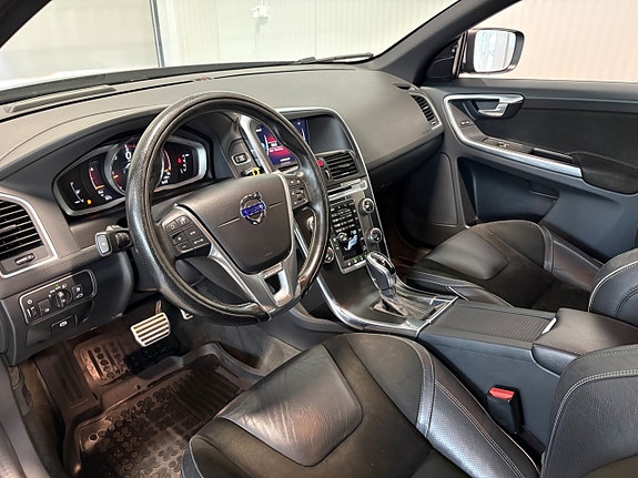 Volvo XC60 7 of 22