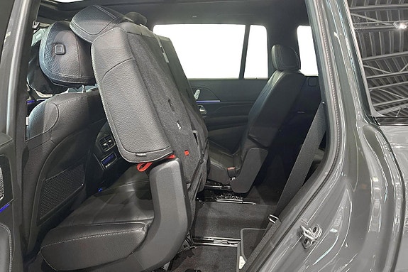 Mercedes-Benz GLS450 d 12 of 17