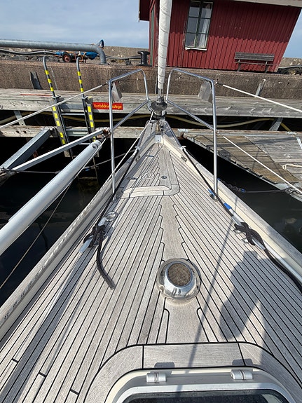 Välvårdad och uppdaterad Hallberg Rassy 29 till salu 11 of 14