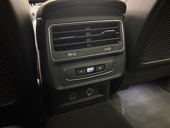 Audi Q8 24 of 27