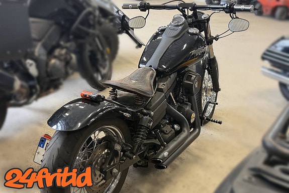 Harley-Davidson Street Bob 1.6 Twin Cam 2 of 4
