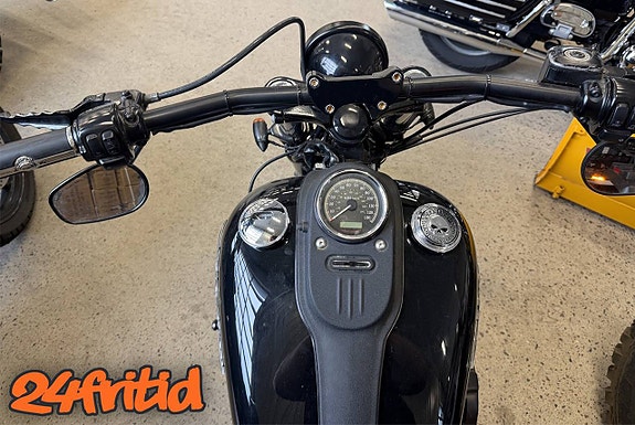 Harley-Davidson Street Bob 1.6 Twin Cam 3 of 4