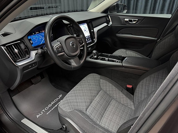 Volvo V60 4 of 7