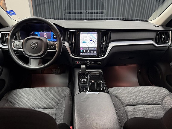 Volvo V60 5 of 7