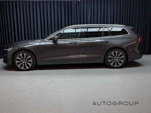 Volvo V60 2 of 7
