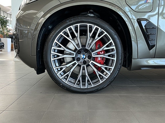 BMW X5 4 of 17