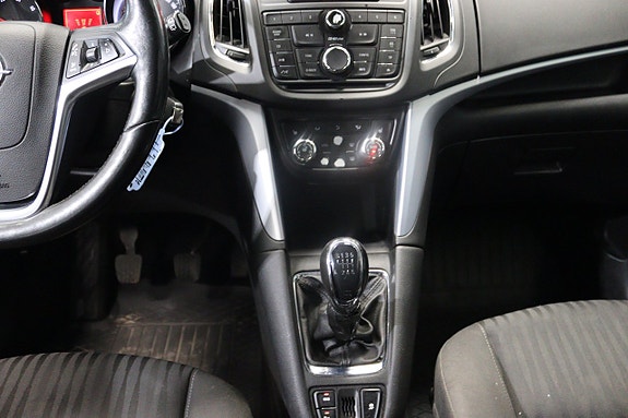 Opel Zafira Tourer 23 of 24