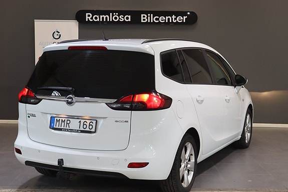 Opel Zafira Tourer 8 of 24