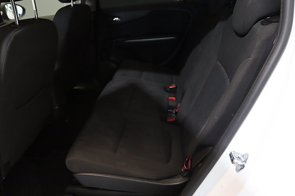 Opel Zafira Tourer 18 of 24