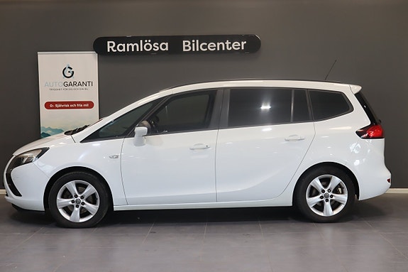 Opel Zafira Tourer 2 of 24