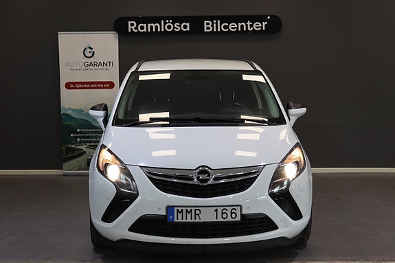 Opel Zafira Tourer 3 of 24