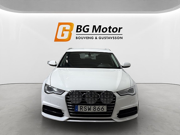 Audi A6 2 of 19