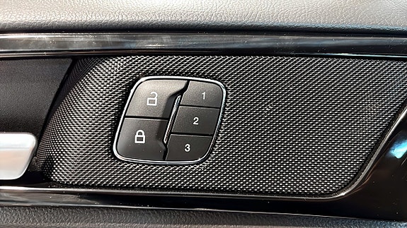 Ford Mondeo 15 of 19