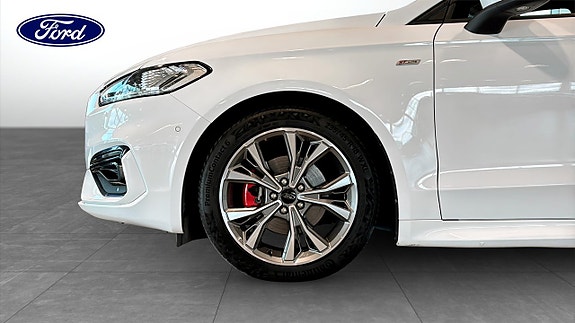 Ford Mondeo 9 of 19
