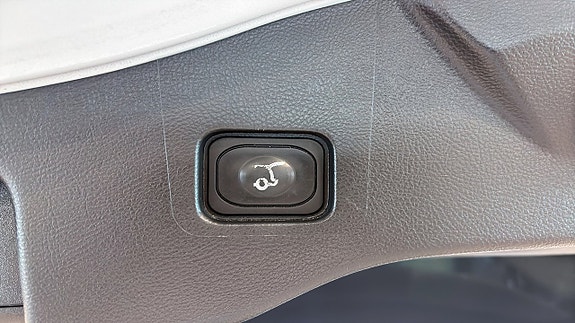 Ford Mondeo 13 of 19