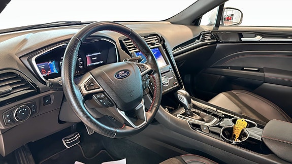 Ford Mondeo 4 of 19